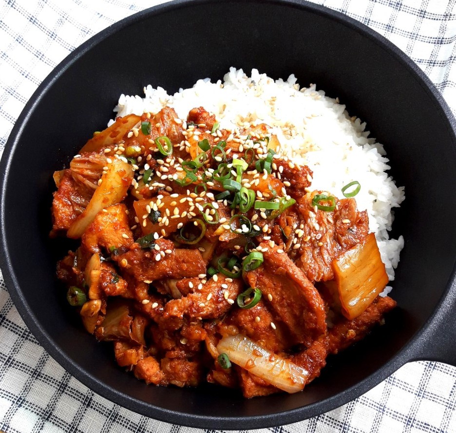 제육 덮밥